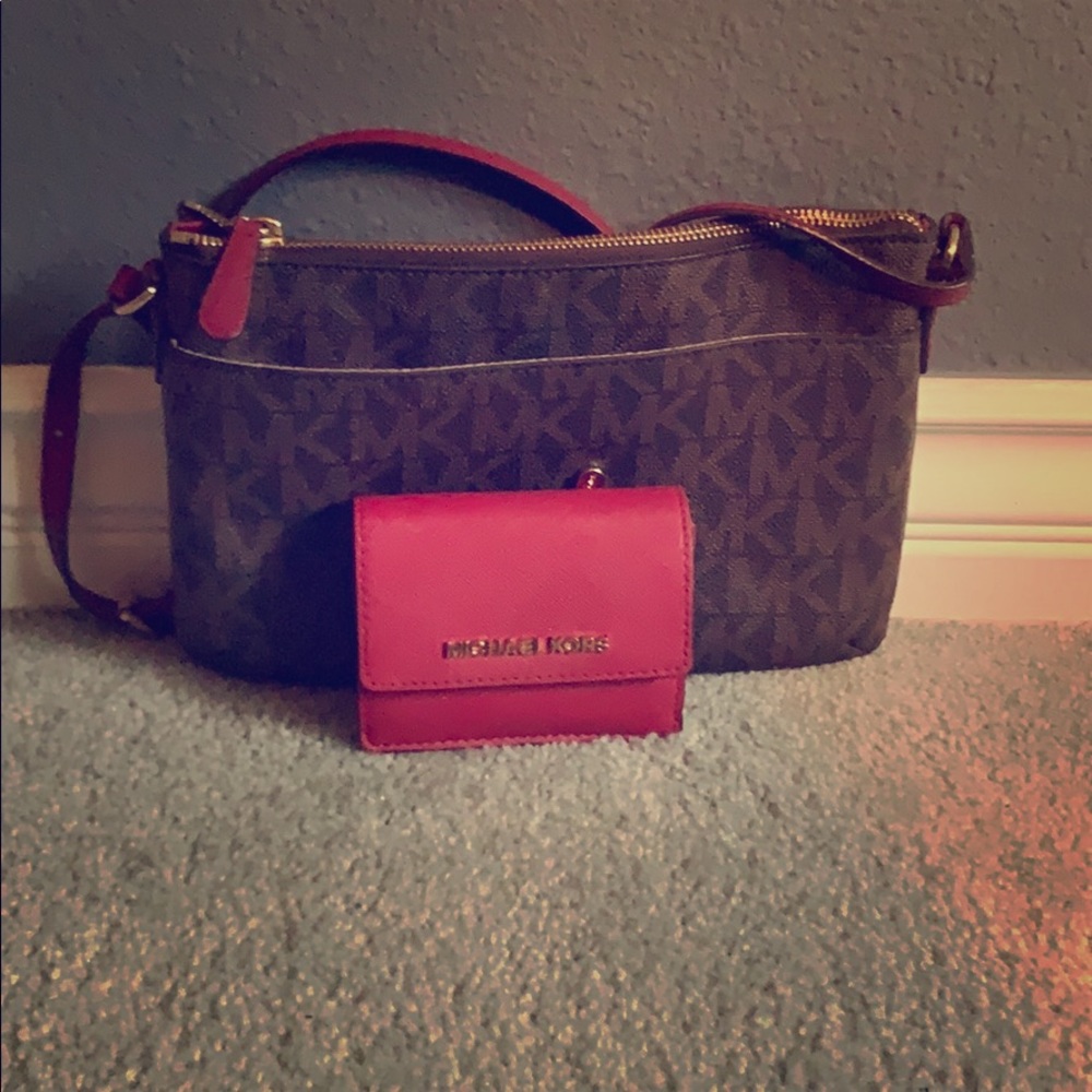 Michael Kors Jet Set Wristlet Bag w/ Wallet